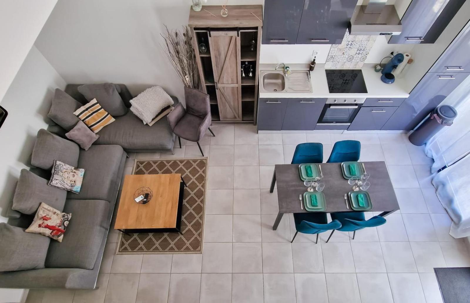 Appartement Plein Centre Bernis エクステリア 写真